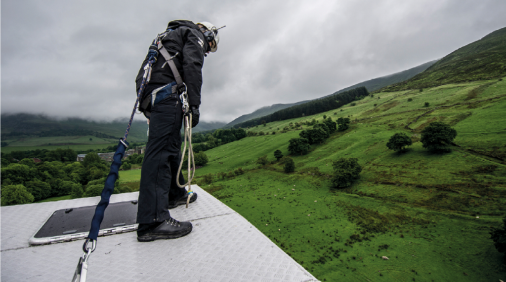 Yaşam Hattı, Yatay Yaşam Hattı, Sabit Yatay Yaşam Hattı, Mobil Yatay Yaşam Hattı, Dikey Yaşam Hattı, Yüksekte Çalışma, Düşüş Durdurma Kemeri, Konumlandırma Kemeri, Paraşüt Tipi Emniyet Kemeri, süspansiyonlu kemer, Şok Emici, Şok Emicili Lanyard, Lanyard, Karabina, Kurtarma Tripodu, Konsol Ankraj, Kurtarma Aleti, Statik Halat, Çelik Yaşam Halatı, Yüksekte Çalışma Eğitimi, Ankraj, Konsol Kolu